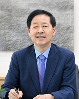 구윤철 사진